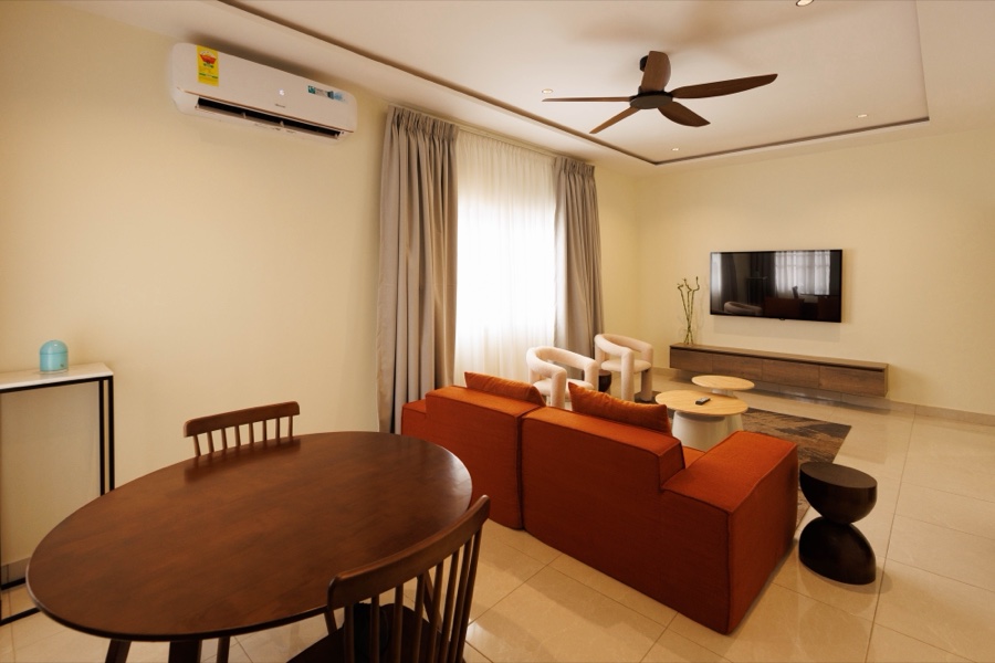 The Clay Suite, the living room