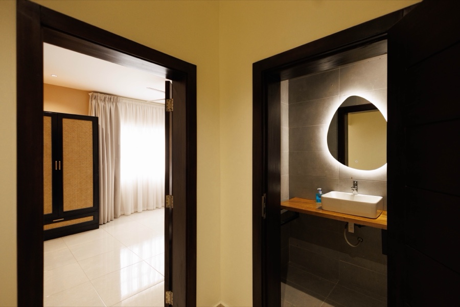 The Clay Suite, the bedroom
