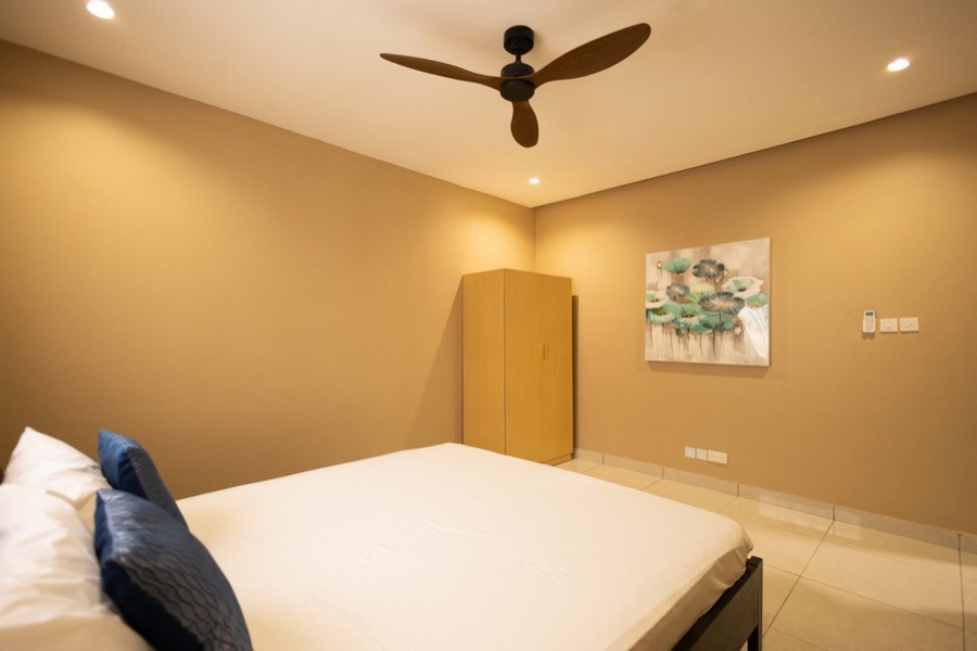 The Emerald, the bedroom