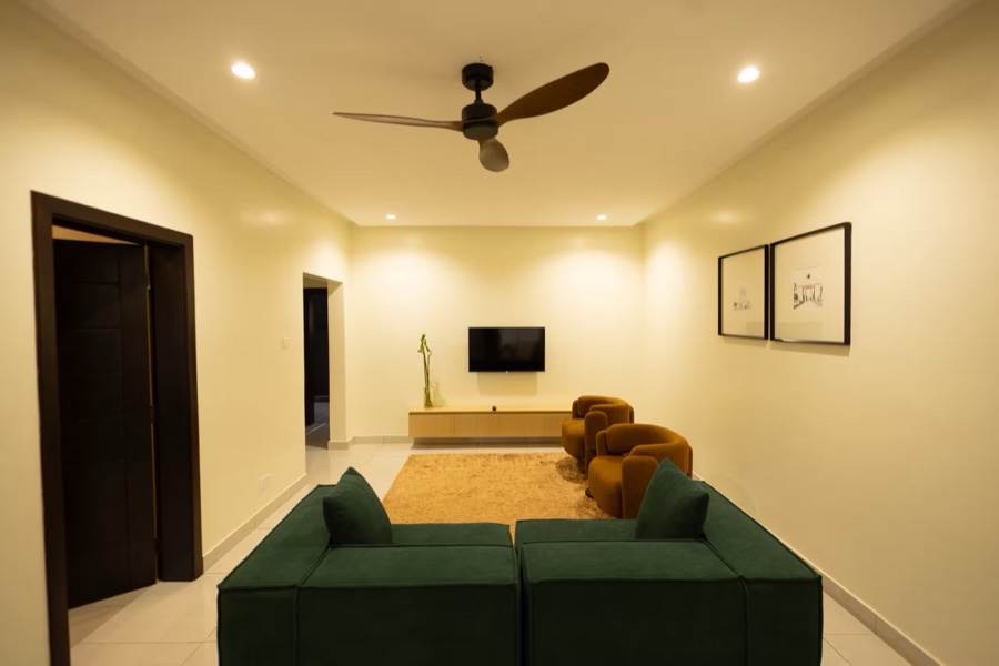 The Emerald, the living room
